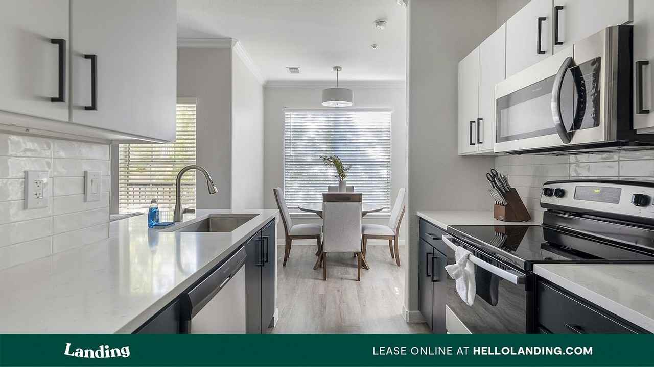 1215 W. Slaughter Lane - Photo 5 of 50