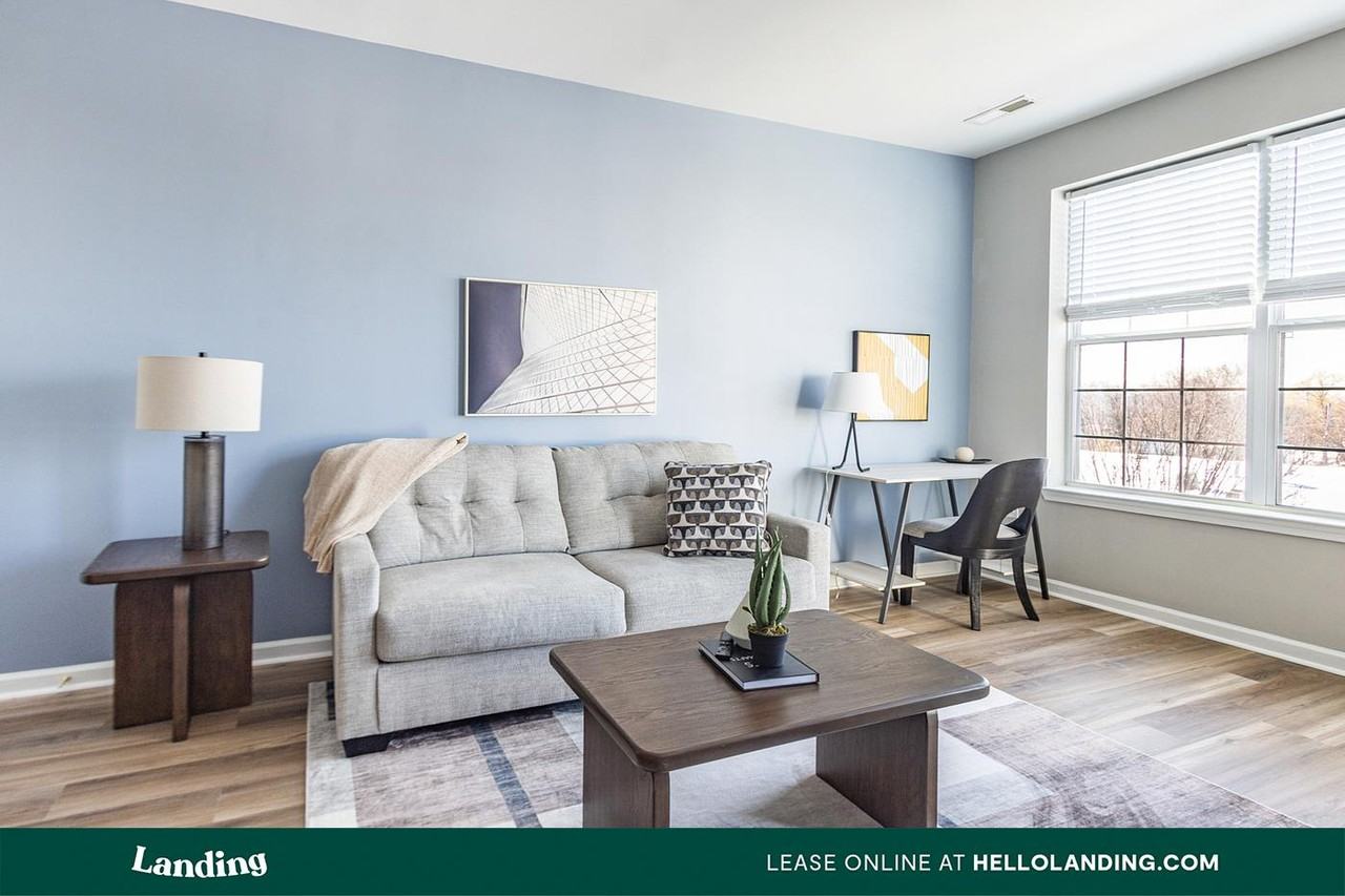 100 River Park Drive - Photo 4 of 50