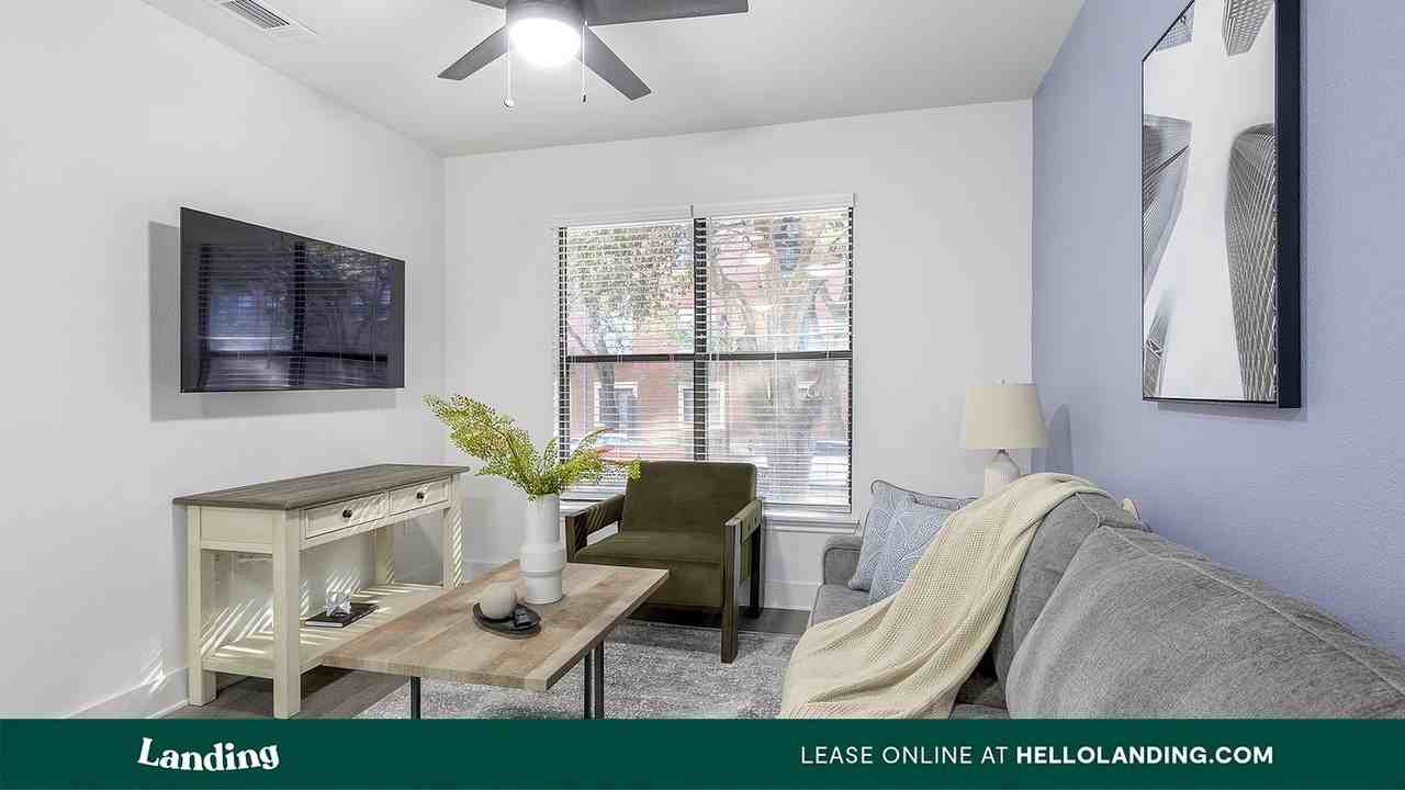 15777 Quorum Dr - Photo 6 of 50