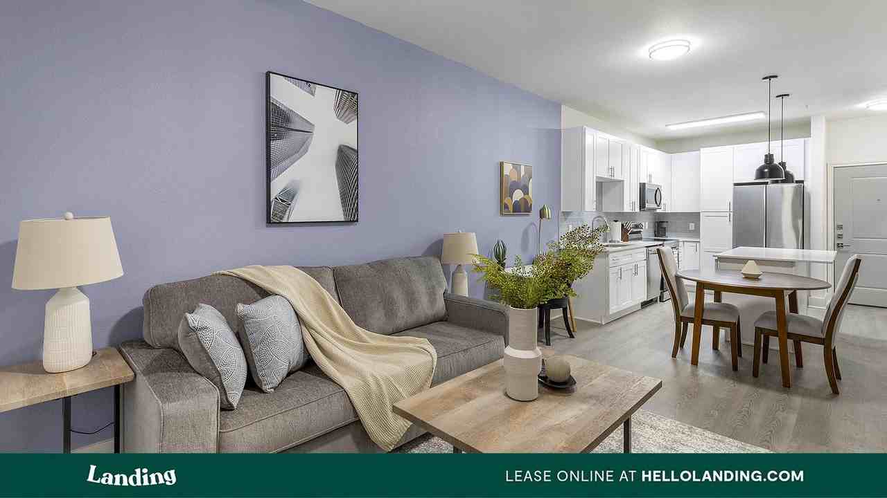 15777 Quorum Dr - Photo 7 of 50