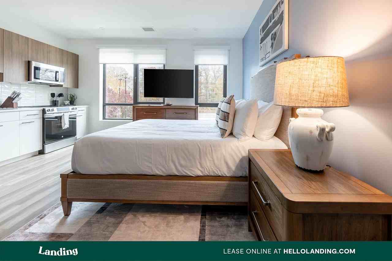 39 Railroad Ave - Photo 2 of 50