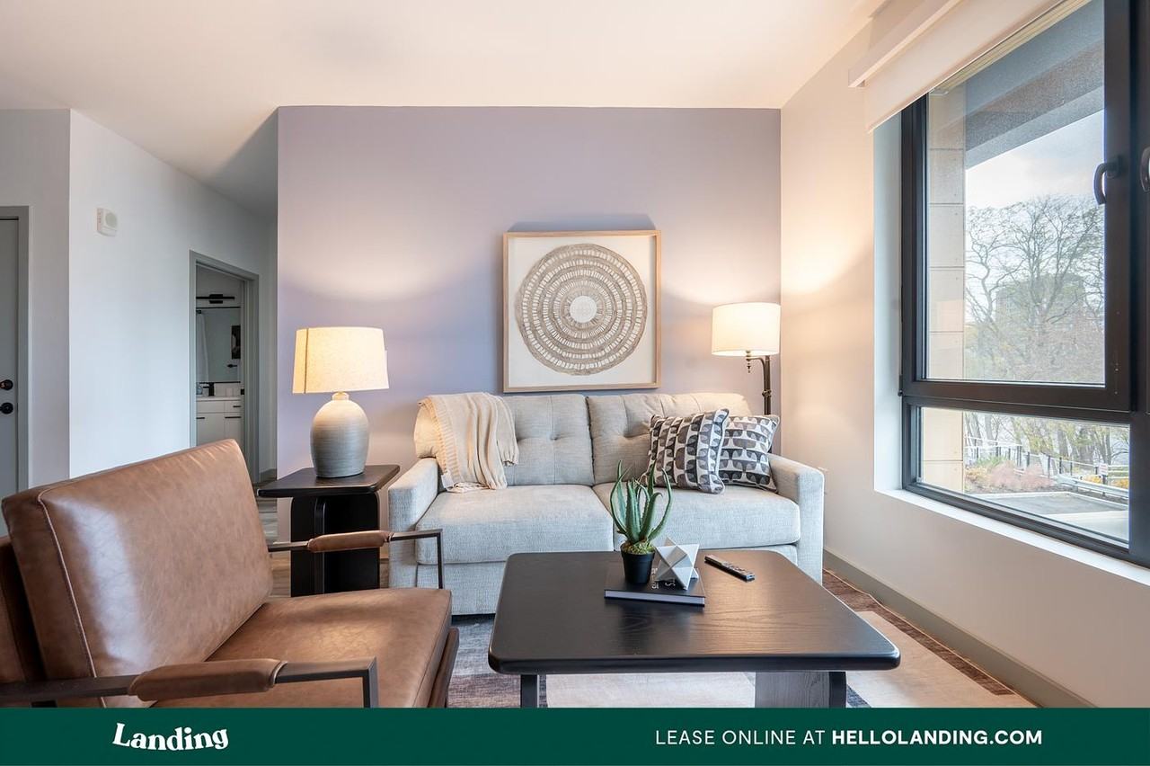 39 Railroad Ave - Photo 6 of 50