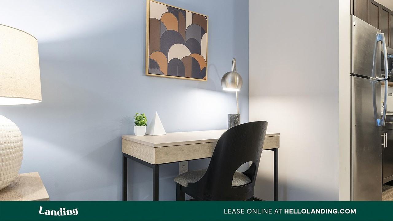 915 Brentmoor Dr - Photo 7 of 50