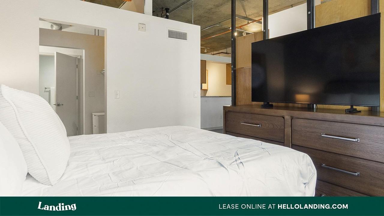 1451 24th Street - Photo 6 of 50