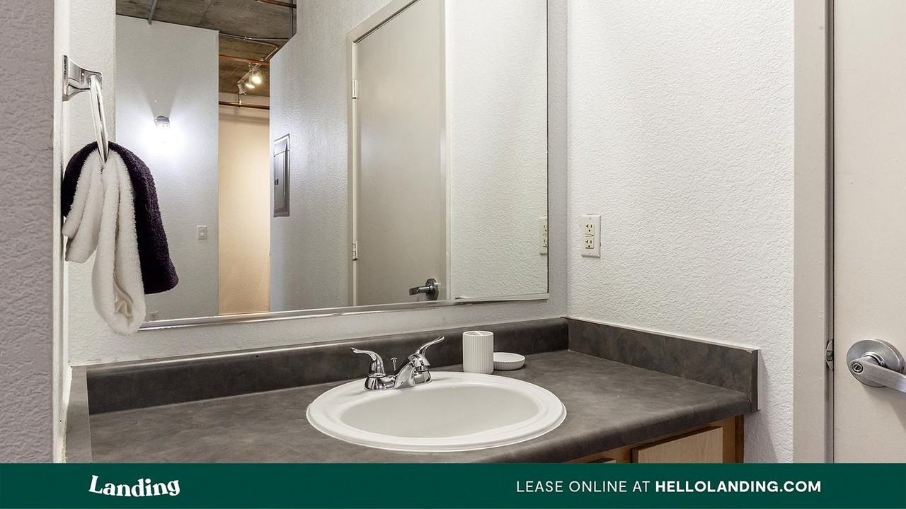 1451 24th Street - Photo 7 of 50