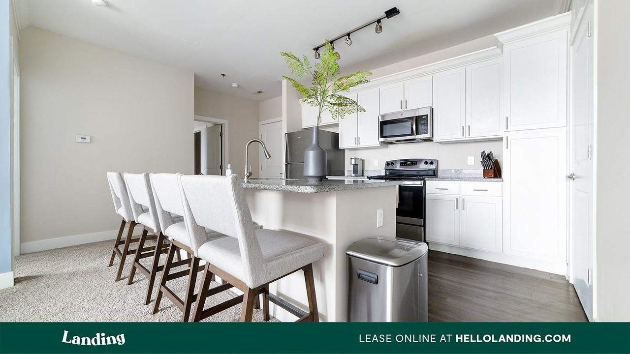 1494 N High St - Photo 3 of 50