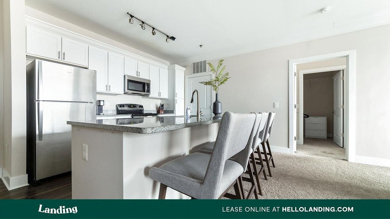 1494 N High St - Photo 4 of 50