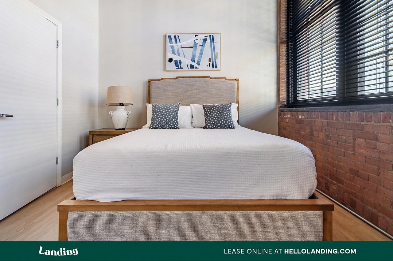 275 Winchester Avenue - Photo 5 of 50