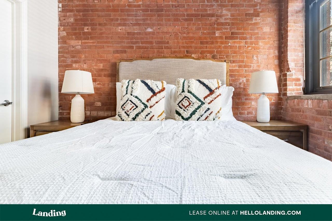 275 Winchester Avenue - Photo 4 of 50
