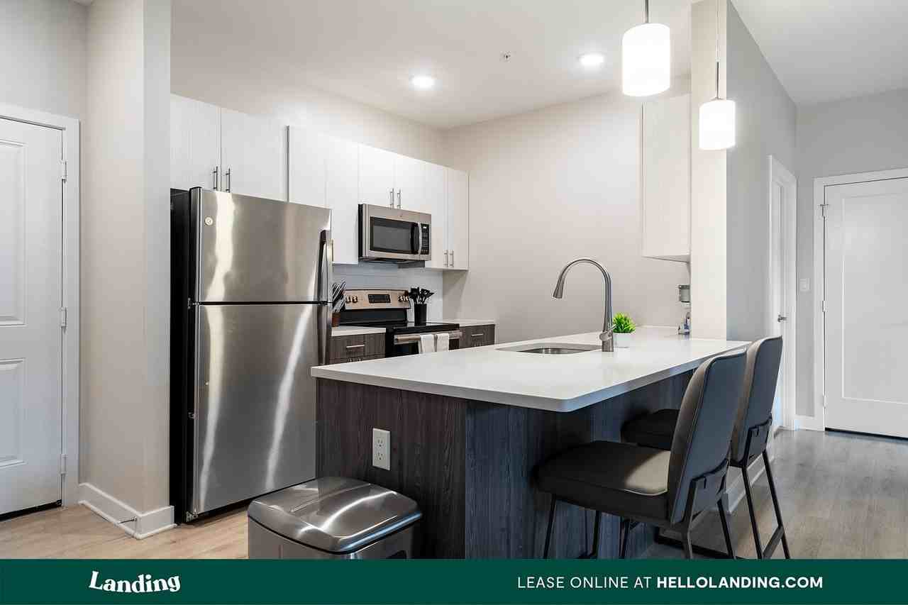 100 Lexington Street - Photo 3 of 50