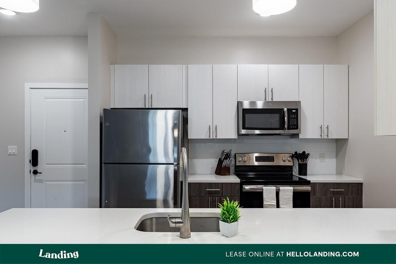 100 Lexington Street - Photo 7 of 50