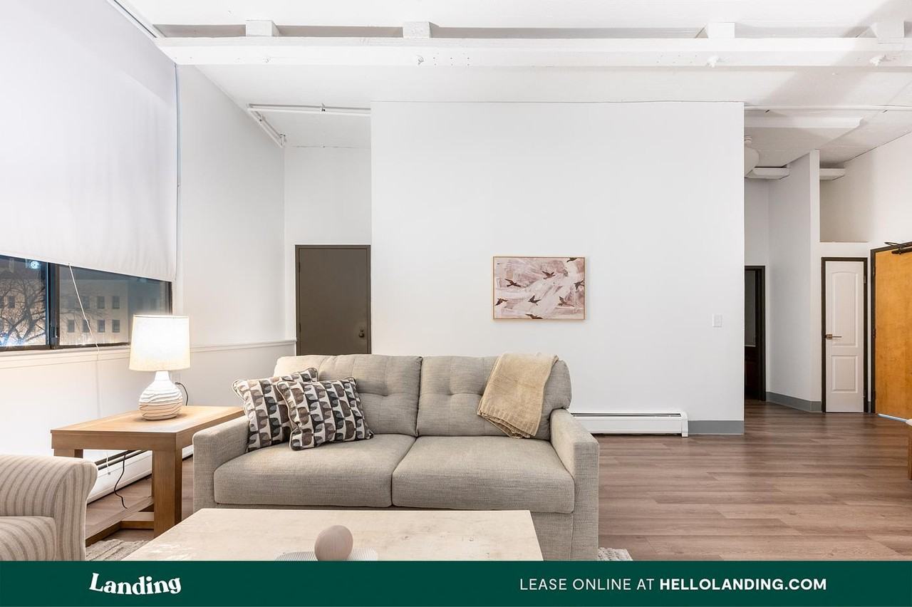 45 Willow St - Photo 5 of 50