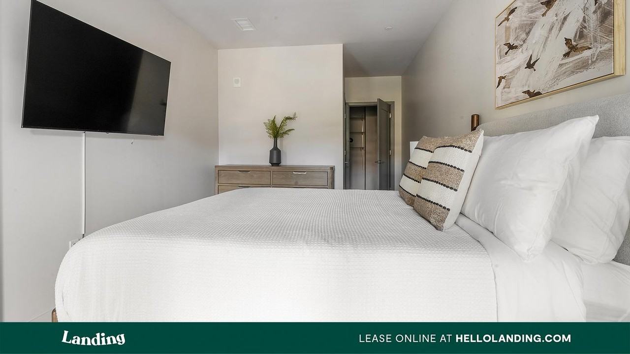 350 Maple Dr SW - Photo 6 of 50