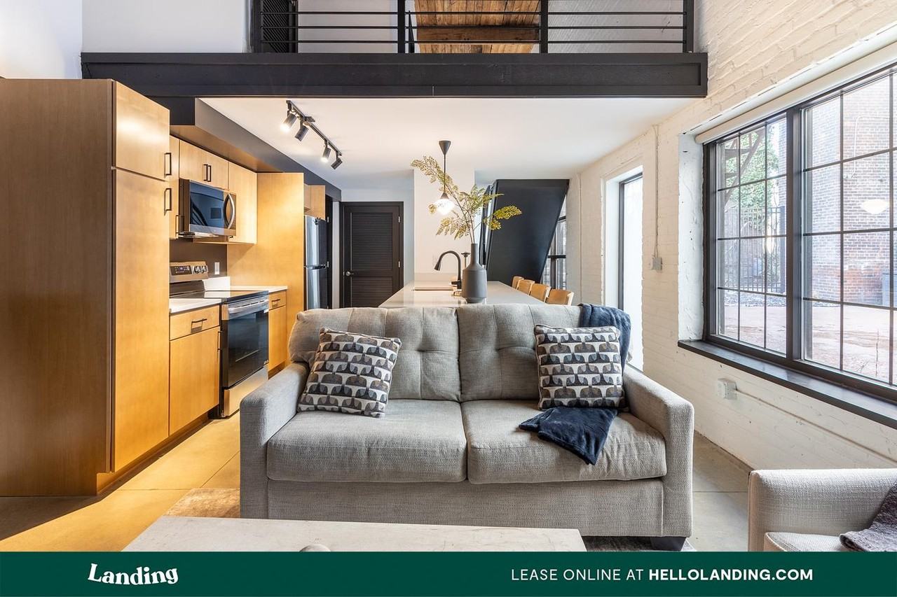 5000 Euclid Ave - Photo 2 of 50