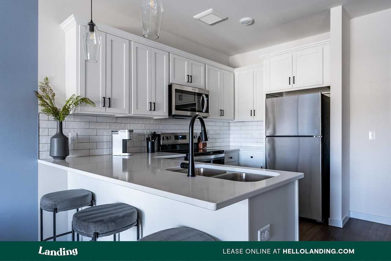 3830 N Windsong Dr - Photo 7 of 50