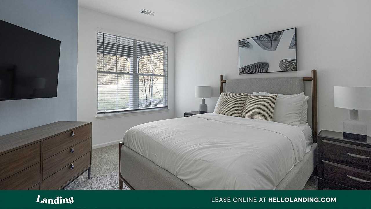 2800 Milan Court - Photo 3 of 50