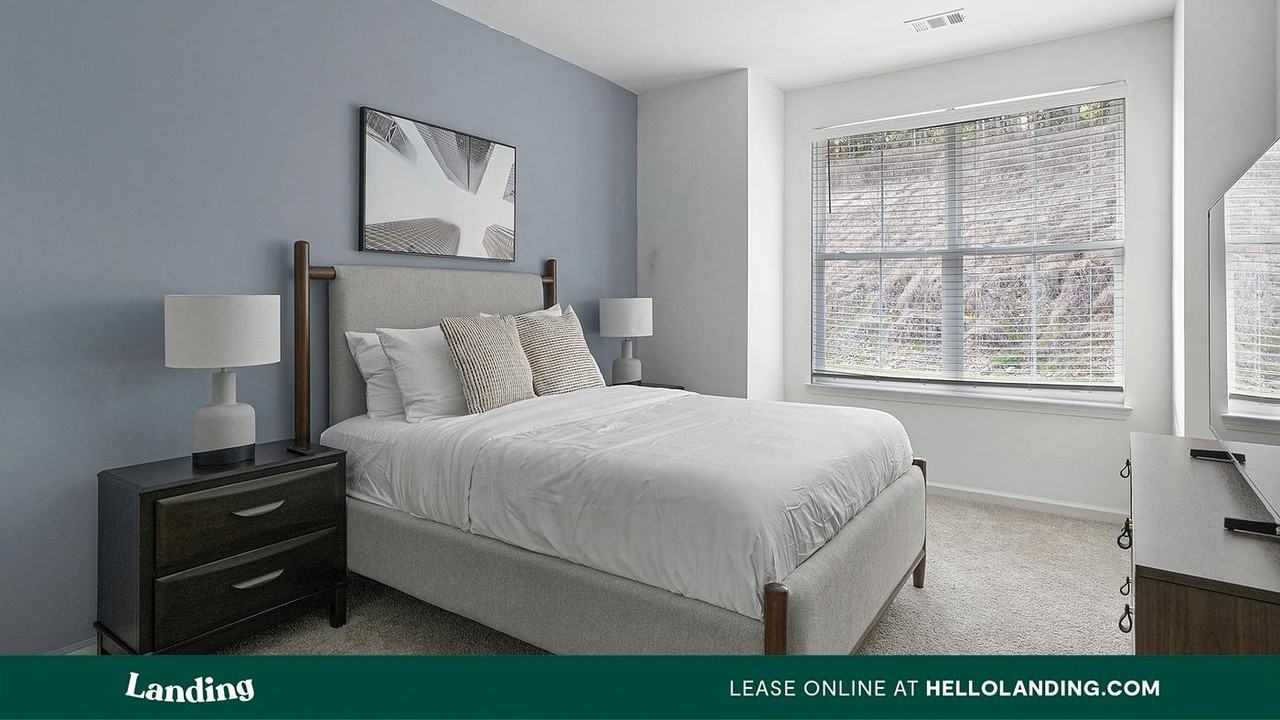 2800 Milan Court - Photo 5 of 50