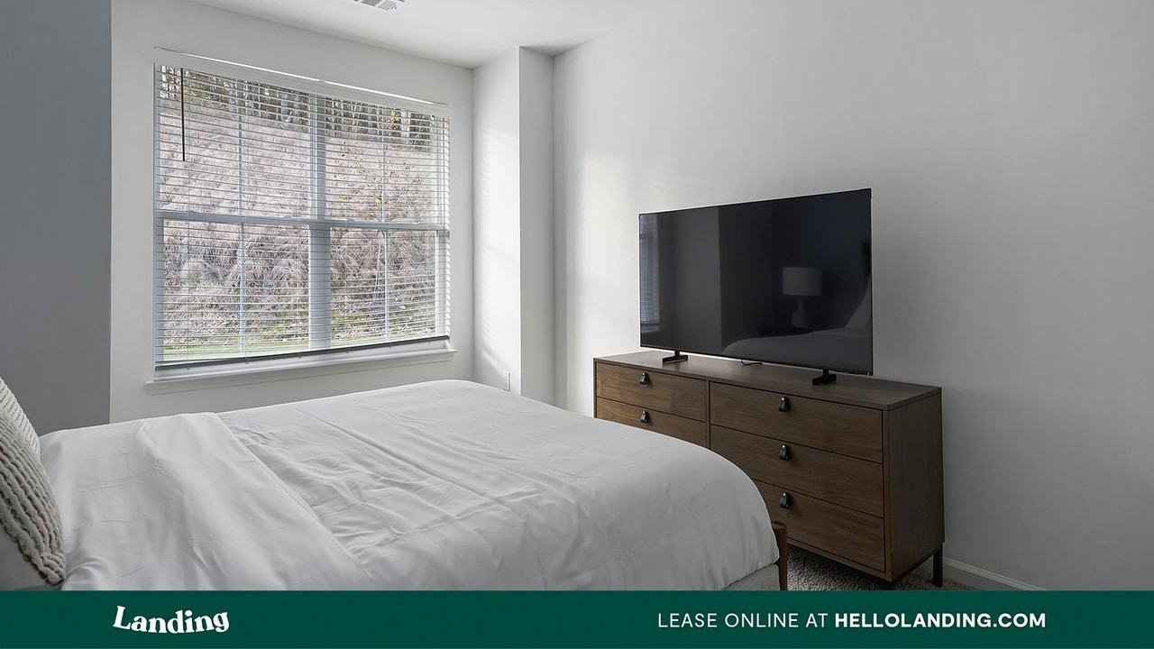 2800 Milan Court - Photo 6 of 50