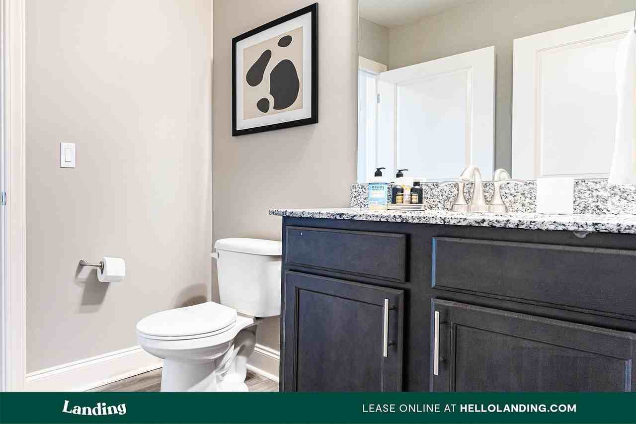 305 Laredo Dr - Photo 2 of 50