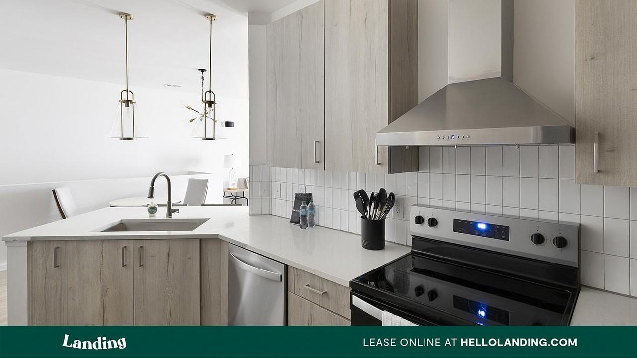 560 Jack Clift Blvd - Photo 4 of 50