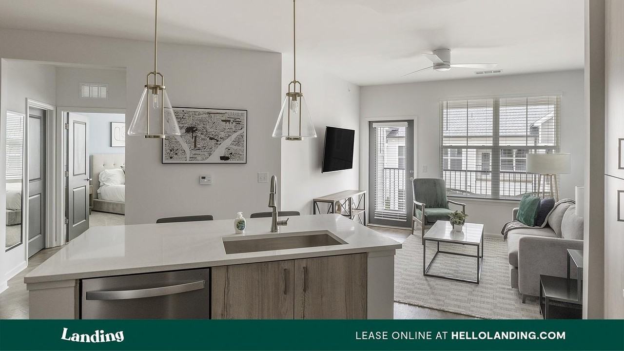 560 Jack Clift Blvd - Photo 4 of 50