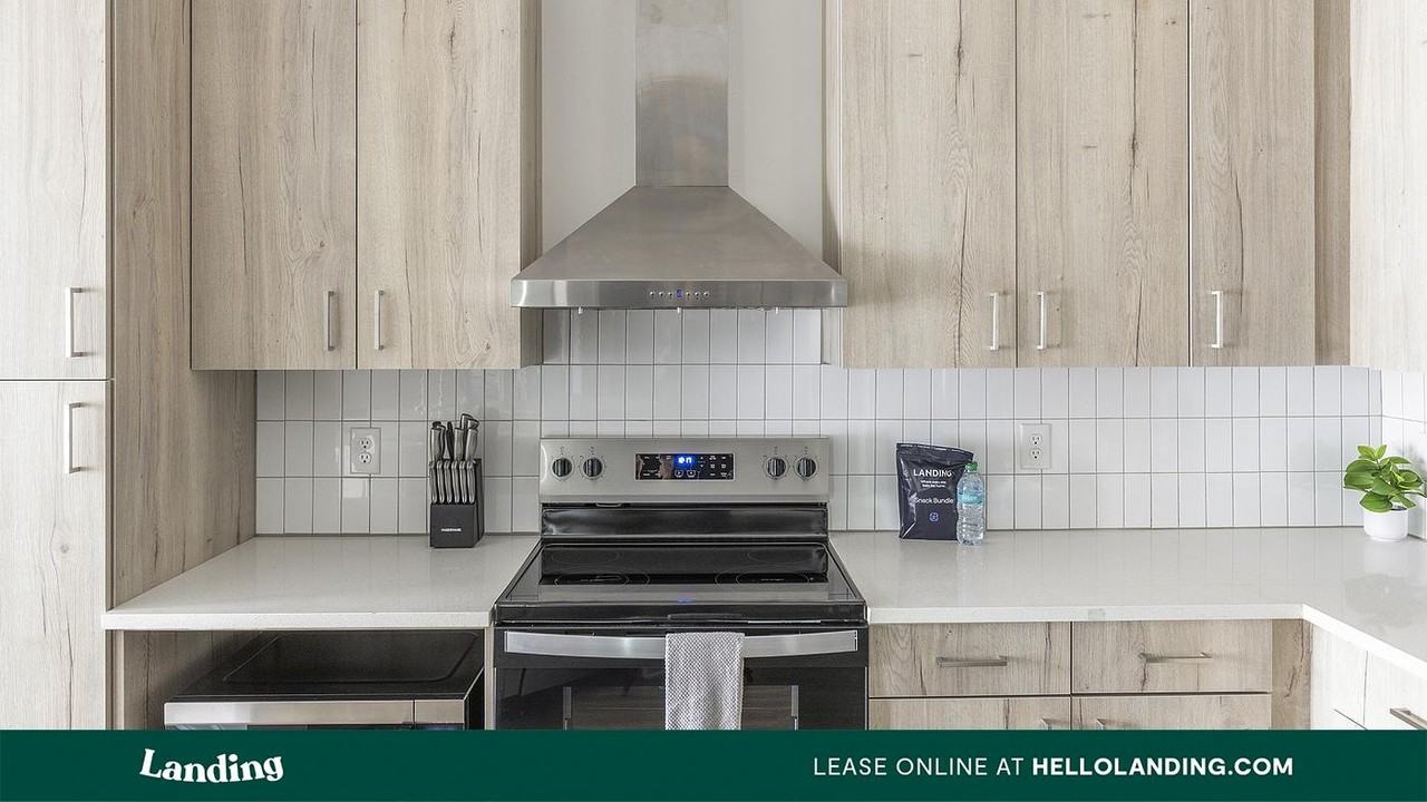 560 Jack Clift Blvd - Photo 5 of 50