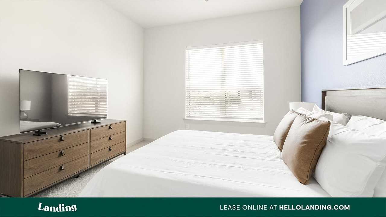 1345 15th Street - Photo 4 of 50