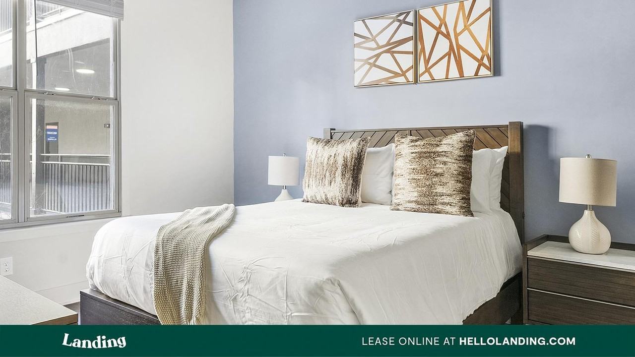 49 Boulevard SE - Photo 5 of 50