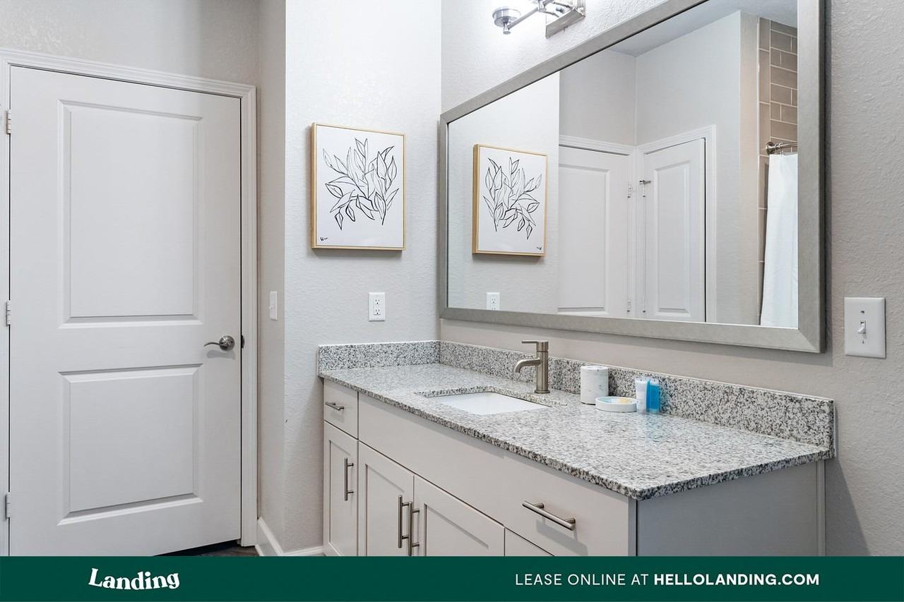 918 Aventine Dr - Photo 7 of 50