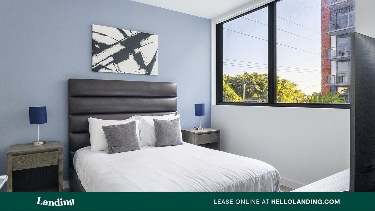 3830 NW 11th Street - Photo 4 of 50