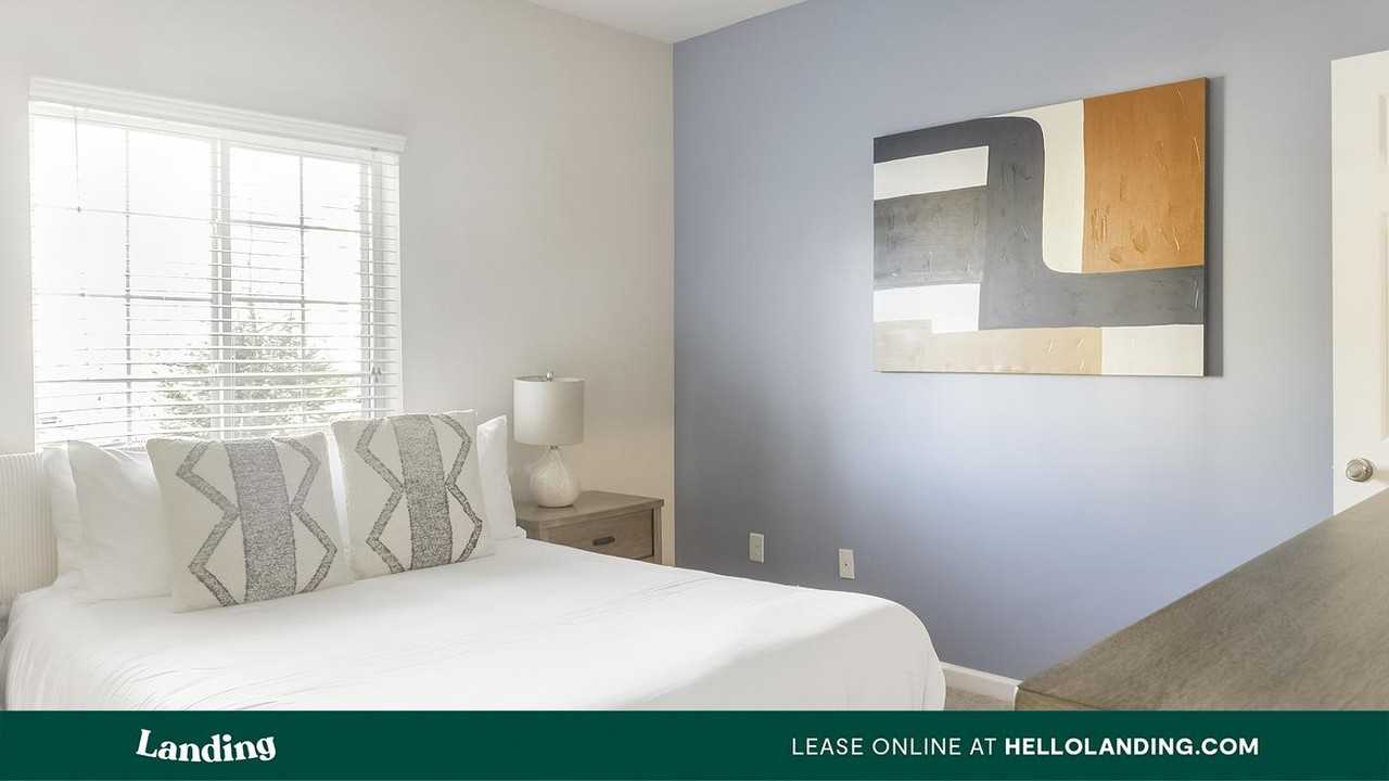 100 Waterstone Park Circle - Photo 5 of 50