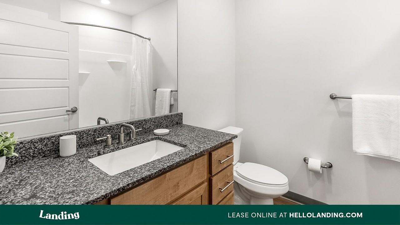 302 13th St S - Photo 4 of 50