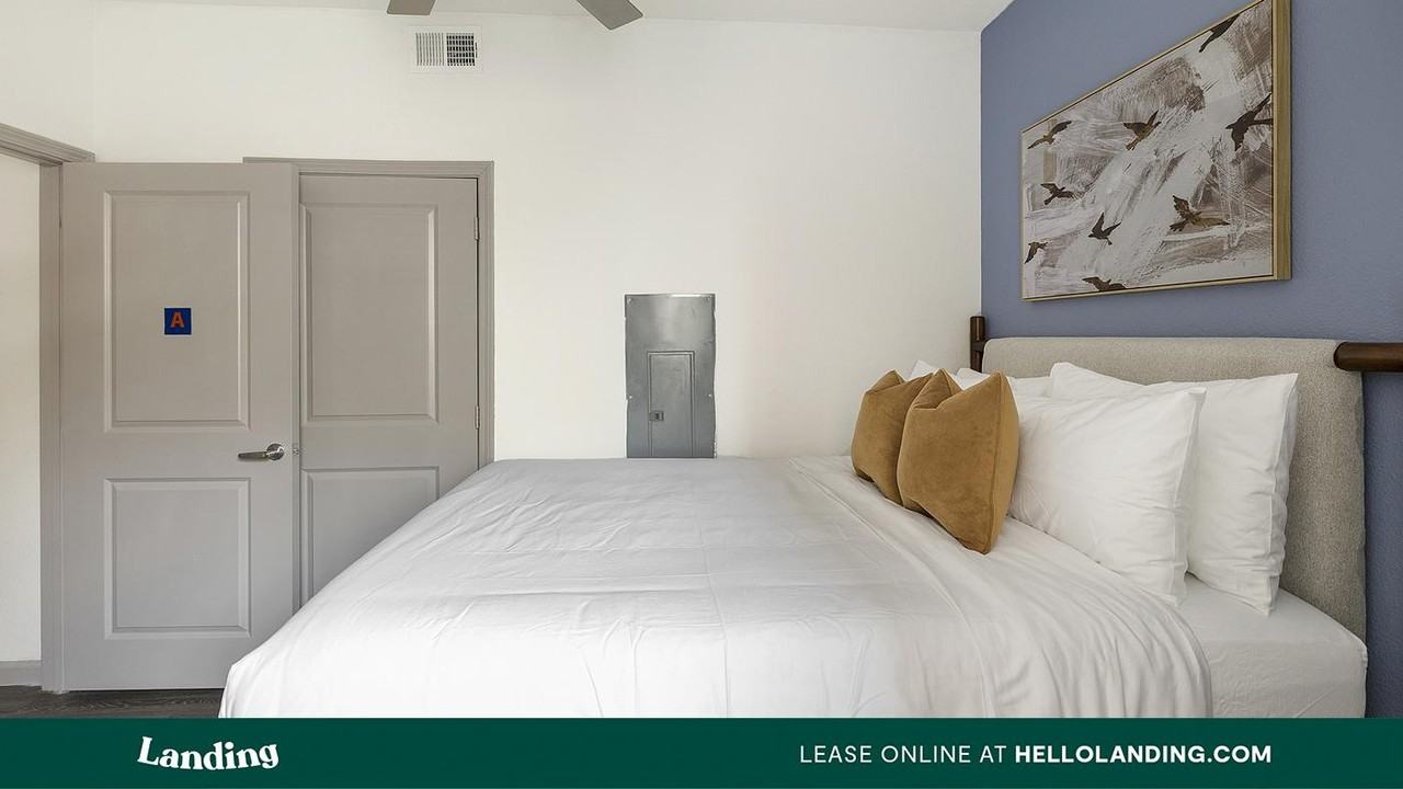 1001 S Center St - Photo 3 of 50