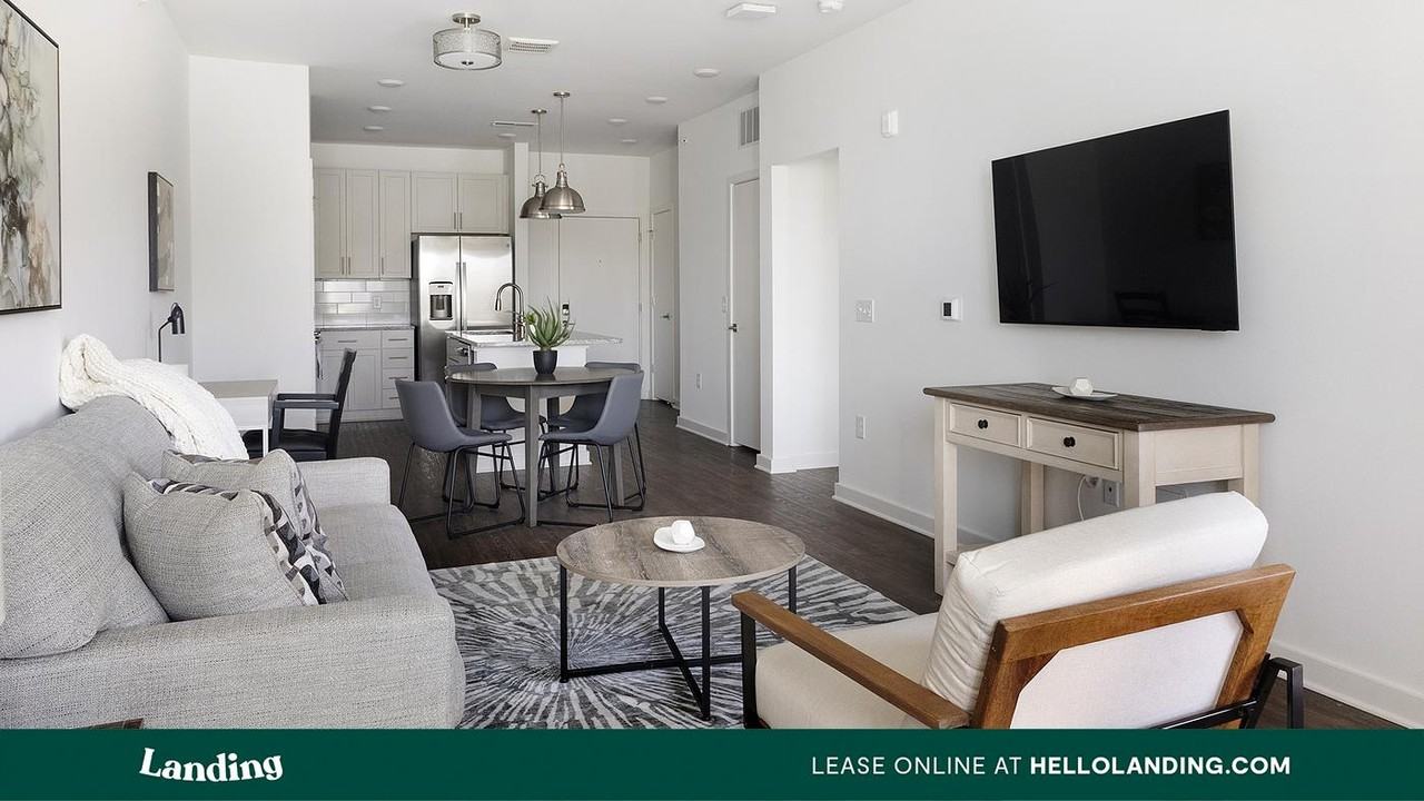 2110 Birkhall St - Photo 5 of 50