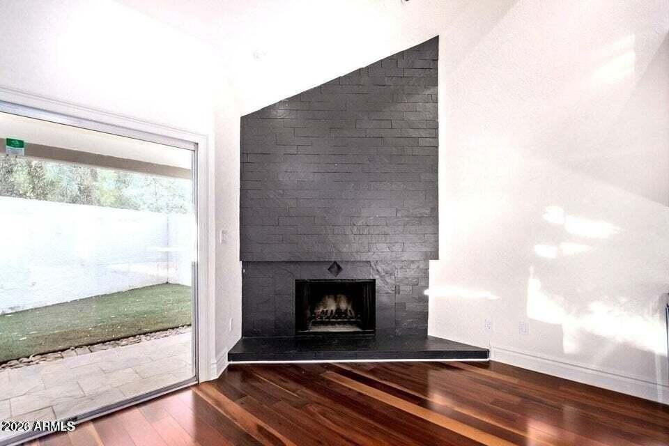 1530 S River Dr - Photo 6 of 25