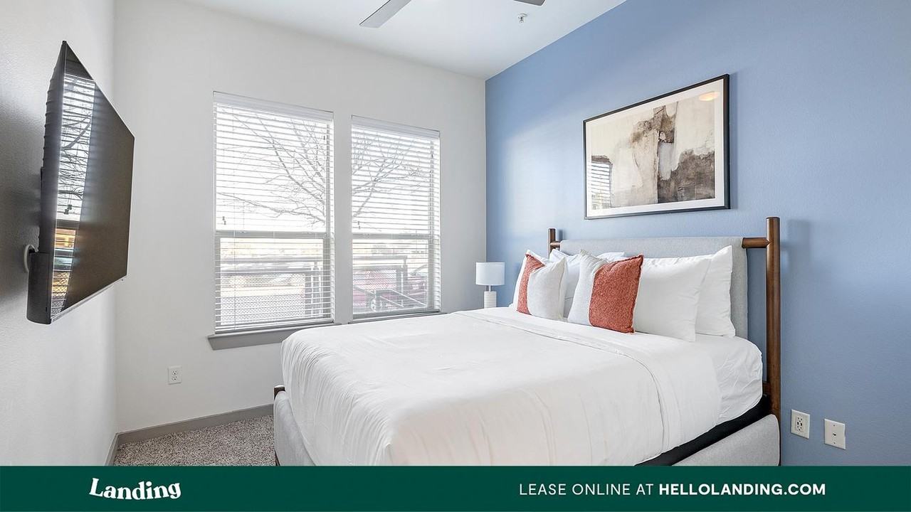 101 S. CENTER ST - Photo 3 of 50