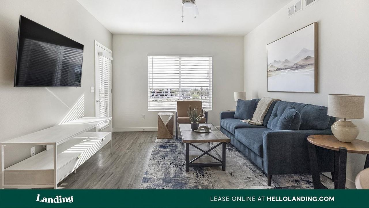 1760 S Crismon Rd - Photo 4 of 13