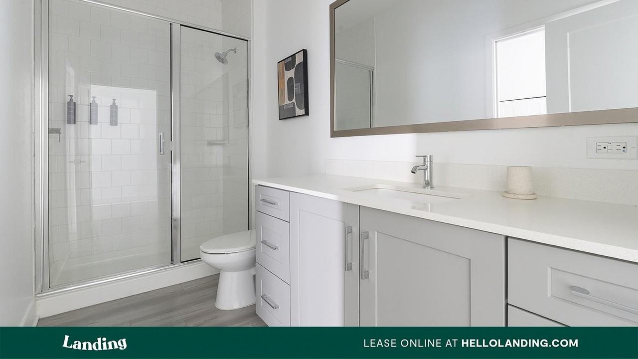 2250 McGregor Blvd - Photo 3 of 50