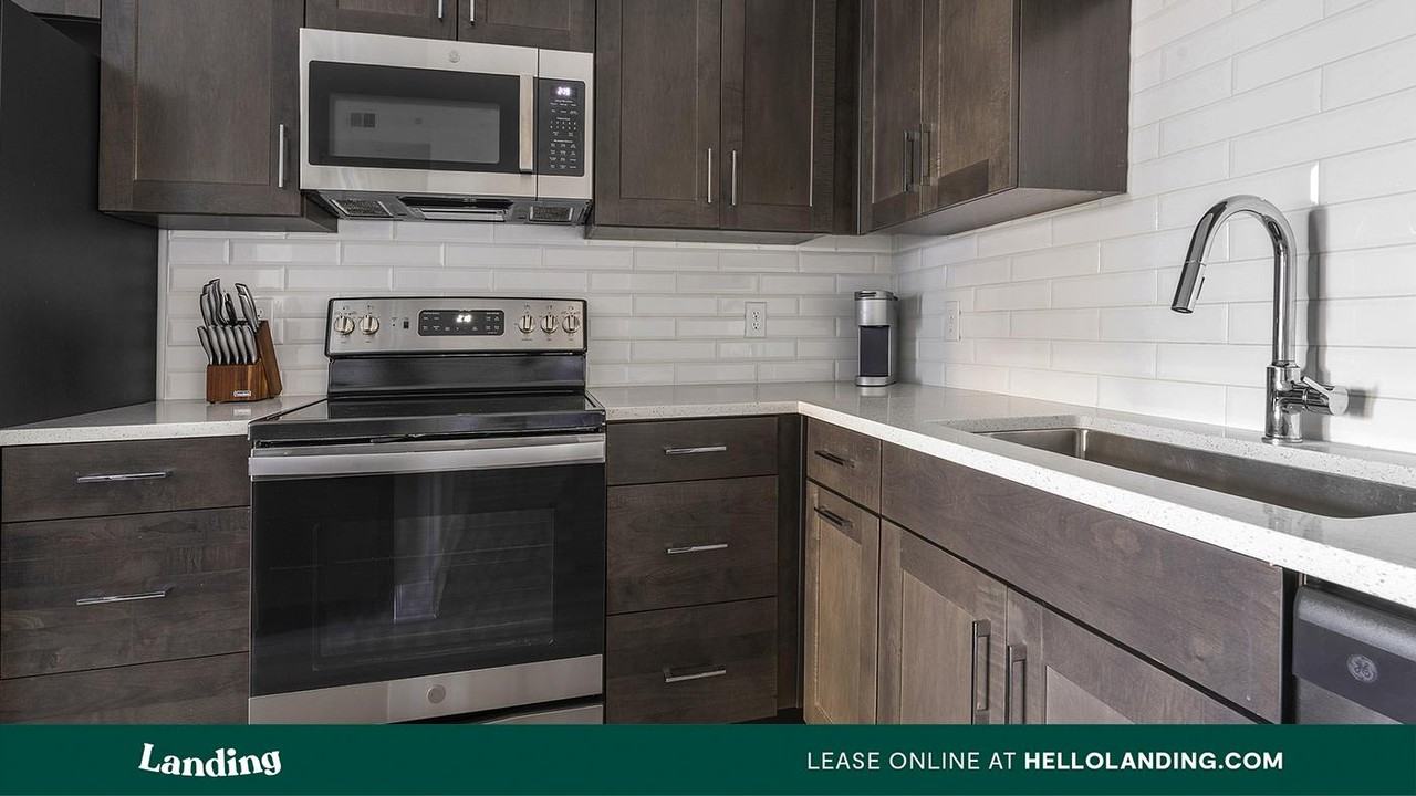 2250 McGregor Blvd - Photo 7 of 50