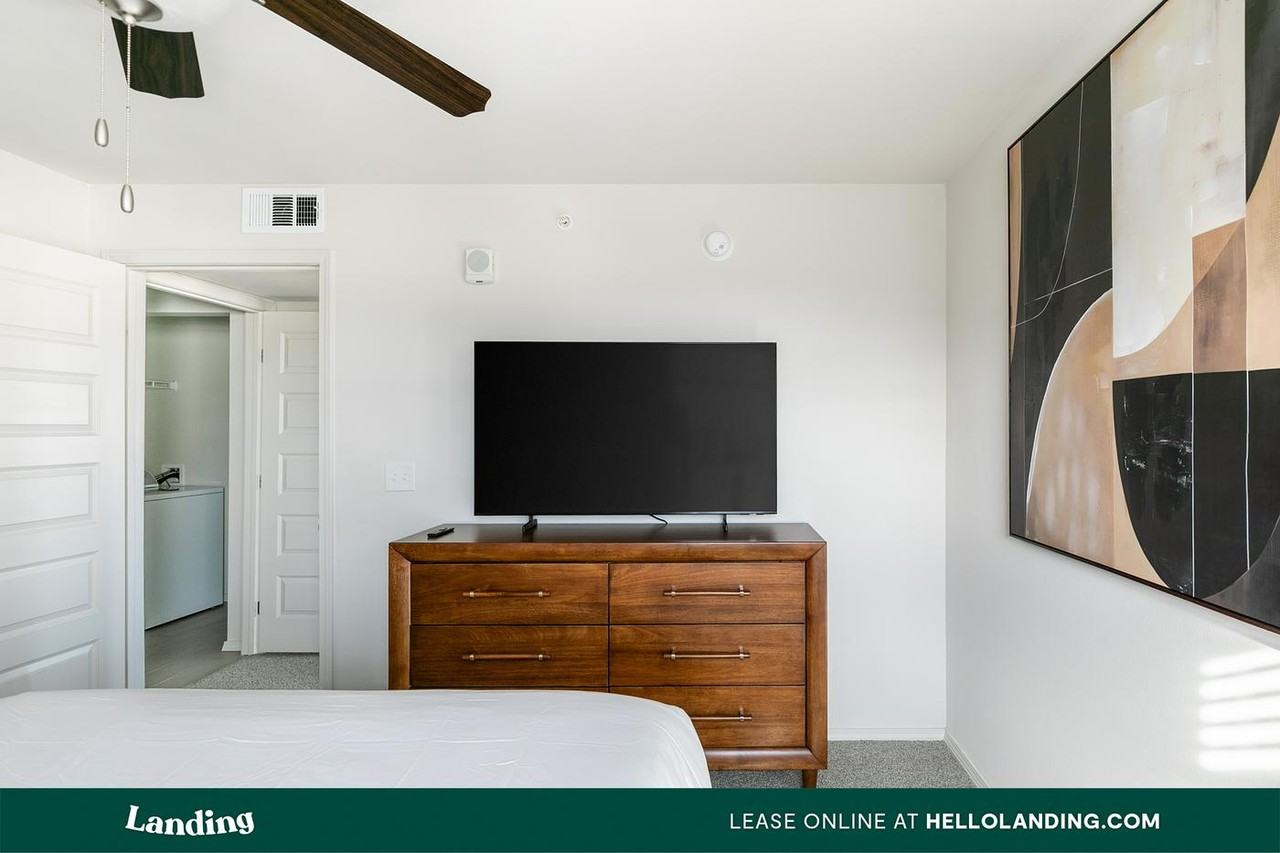 4300 Caravel Dr. - Photo 6 of 50