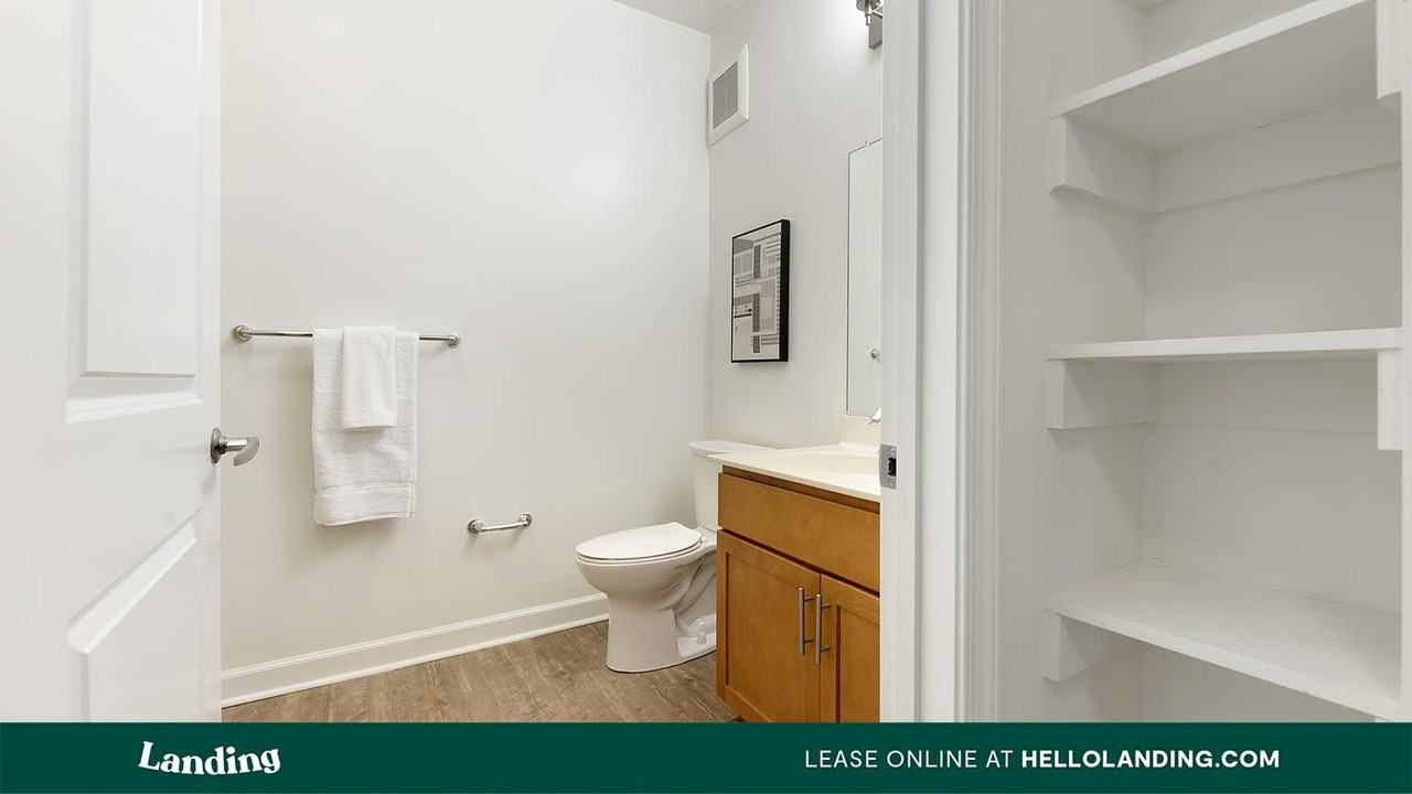 909 Mansion Dr - Photo 5 of 50