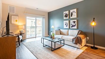 featured image of 711 N Front St