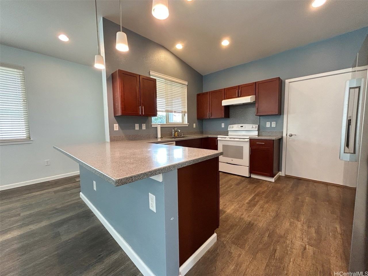 801 Kakala St Apt 34 #34 - Photo 2 of 25