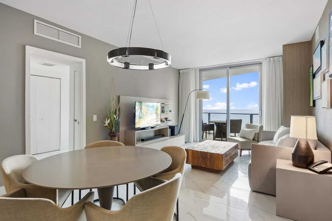 4011 S Ocean Dr #1372325P - Photo 2 of 48