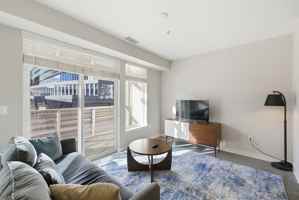 featured image of 421 E Market St