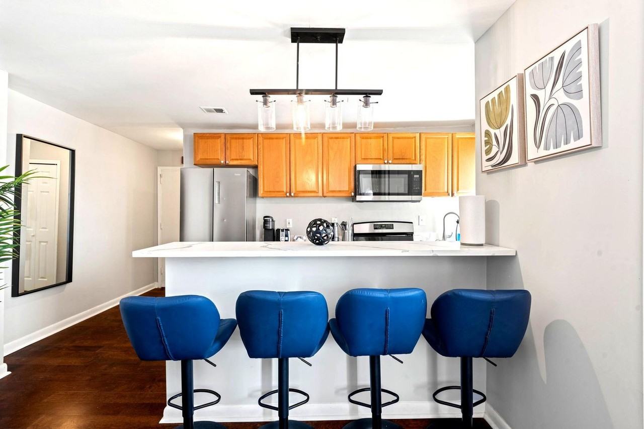 128 Bainbridge St #1055770P - Photo 7 of 14