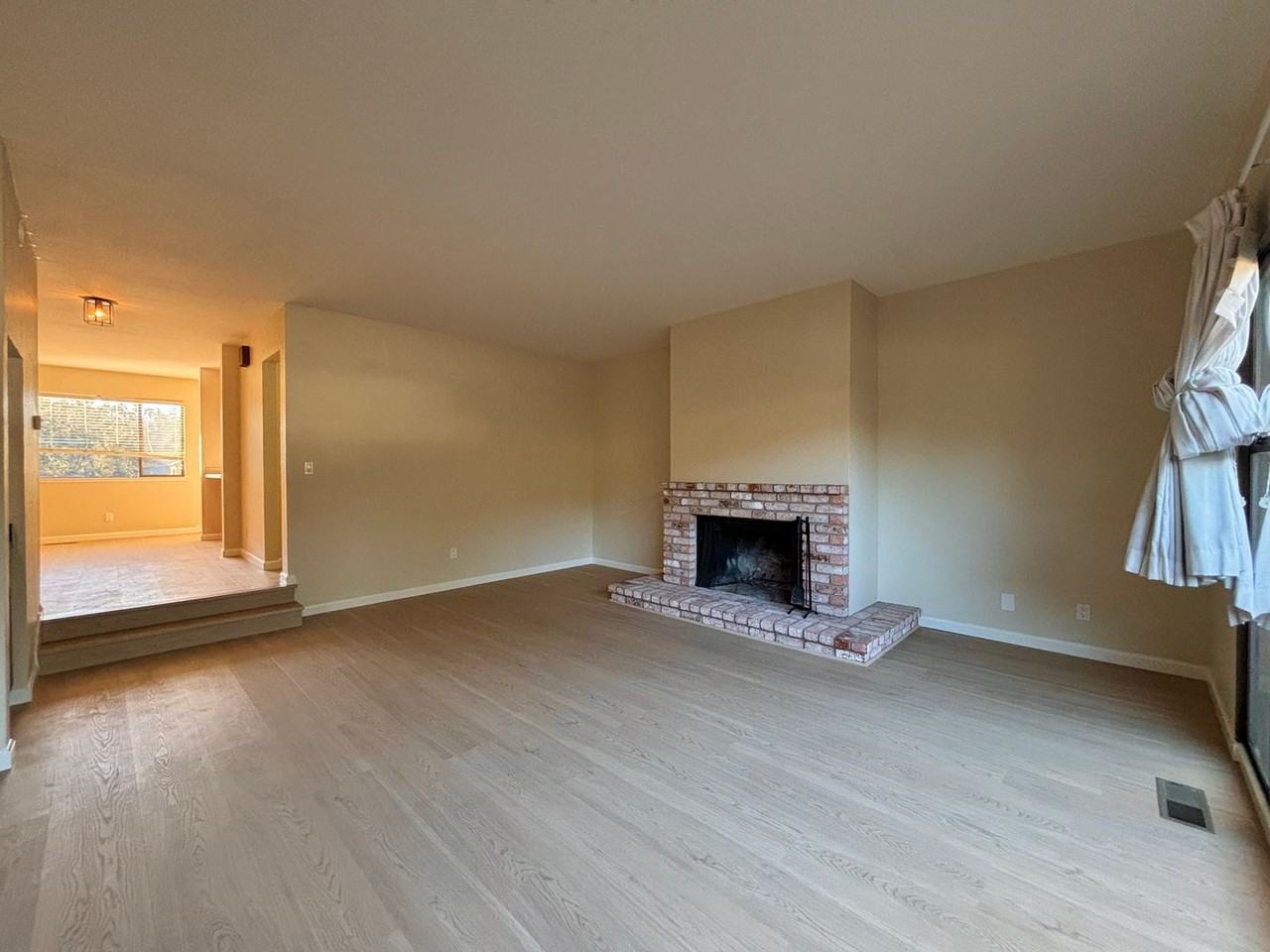 108 Galewood Cir - Photo 6 of 30