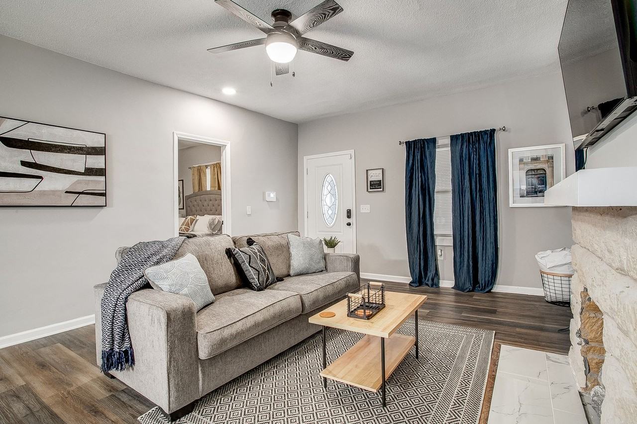 311 Bellefontaine Ave - Photo 5 of 23