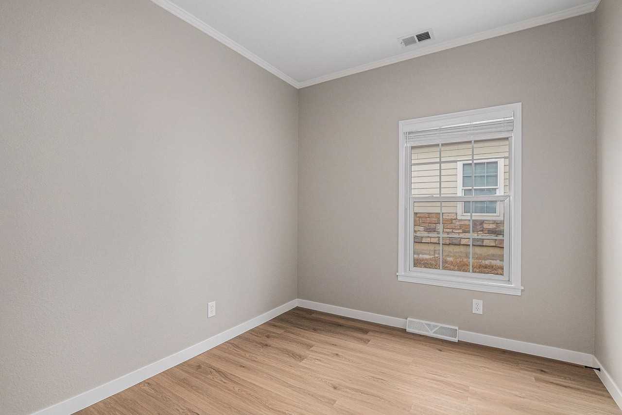 6665 Knox Ct - Photo 5 of 12