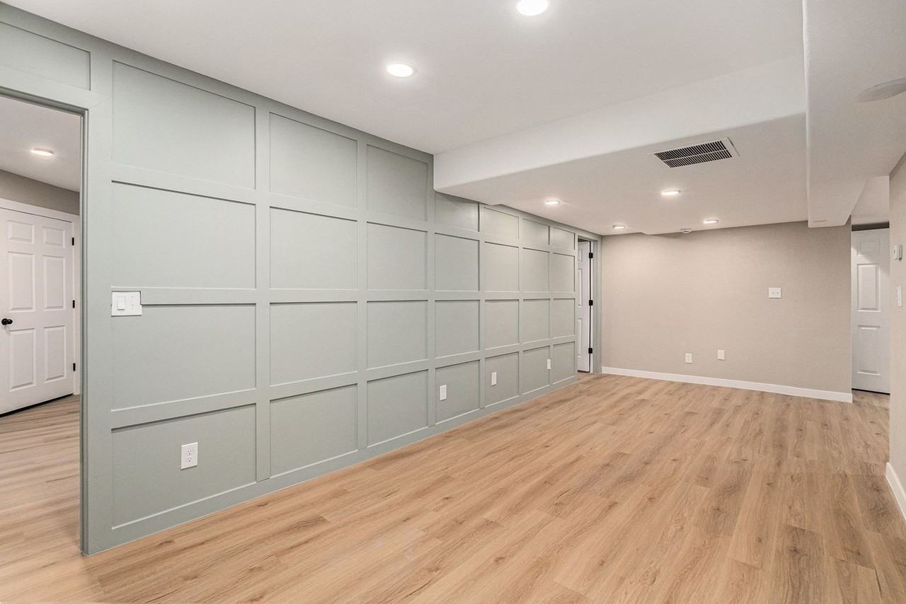 6665 Knox Ct - Photo 3 of 18